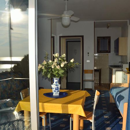 Residence Costa Templada Вентимилья Экстерьер фото